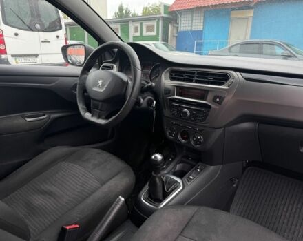 Пежо 304 2018 у Києві на Automoto.ua Білий Пежо 304, об'ємом двигуна 1.2 л та пробігом 170 тис. км за 4700 $, фото 12 на Automoto.ua