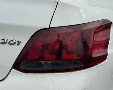 Пежо 304 2018 у Києві на Automoto.ua Білий Пежо 304, об'ємом двигуна 1.2 л та пробігом 170 тис. км за 4700 $, фото 6 на Automoto.ua