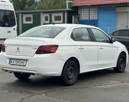 Пежо 304 2018 у Києві на Automoto.ua Білий Пежо 304, об'ємом двигуна 1.2 л та пробігом 170 тис. км за 4700 $, фото 5 на Automoto.ua