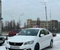 Білий Пежо 304, об'ємом двигуна 1.2 л та пробігом 220 тис. км за 5500 $, фото 1 на Automoto.ua