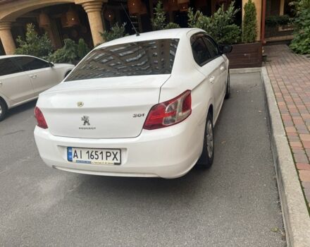 Белый Пежо 305, объемом двигателя 1.6 л и пробегом 108 тыс. км за 6100 $, фото 3 на Automoto.ua