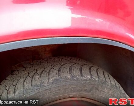 Красный Пежо 305, объемом двигателя 1.6 л и пробегом 56 тыс. км за 590 $, фото 5 на Automoto.ua