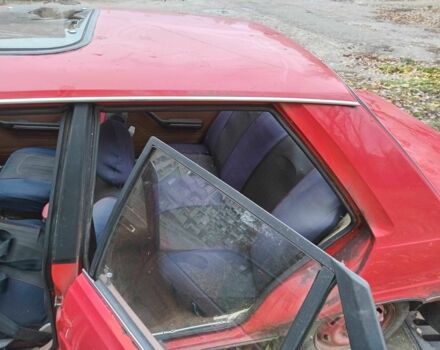 Червоний Пежо 305, об'ємом двигуна 1.6 л та пробігом 55 тис. км за 596 $, фото 3 на Automoto.ua