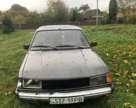 Серый Пежо 305, объемом двигателя 1.6 л и пробегом 1 тыс. км за 204 $, фото 2 на Automoto.ua