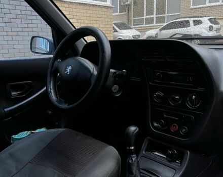 Білий Пежо 306, об'ємом двигуна 1.4 л та пробігом 320 тис. км за 1650 $, фото 10 на Automoto.ua