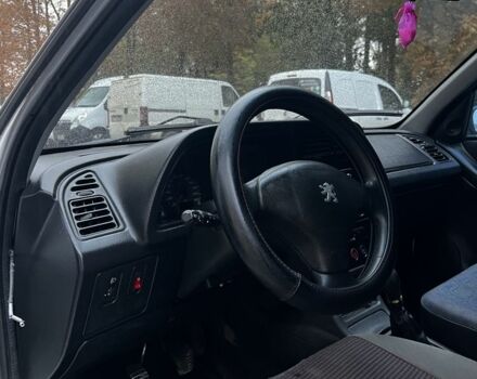 Білий Пежо 306, об'ємом двигуна 1.4 л та пробігом 320 тис. км за 1650 $, фото 6 на Automoto.ua