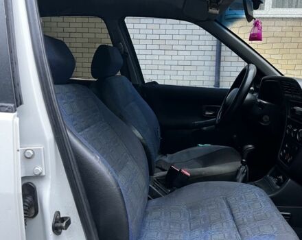 Білий Пежо 306, об'ємом двигуна 1.4 л та пробігом 320 тис. км за 1650 $, фото 9 на Automoto.ua