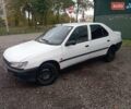 Белый Пежо 306, объемом двигателя 1.9 л и пробегом 154 тыс. км за 2200 $, фото 4 на Automoto.ua