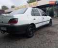 Белый Пежо 306, объемом двигателя 1.9 л и пробегом 154 тыс. км за 2200 $, фото 3 на Automoto.ua