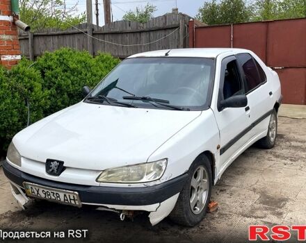 Білий Пежо 306, об'ємом двигуна 1.6 л та пробігом 250 тис. км за 1200 $, фото 5 на Automoto.ua