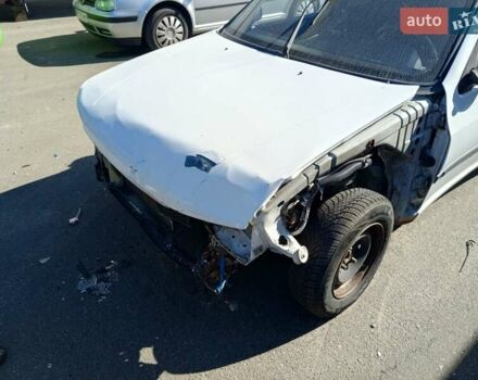 Білий Пежо 306, об'ємом двигуна 1.4 л та пробігом 300 тис. км за 800 $, фото 1 на Automoto.ua