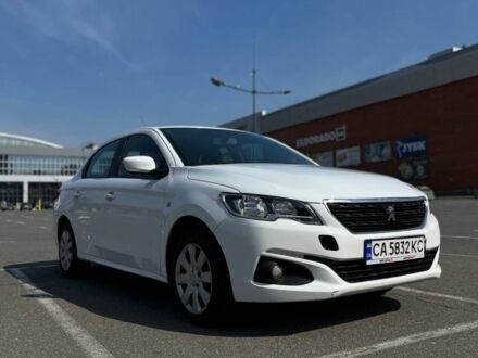 Пежо 306 2017 в Киеве на Automoto.ua Белый Пежо 306, объемом двигателя 1.2 л и пробегом 150 тыс. км за 5200 $, фото 1 на Automoto.ua