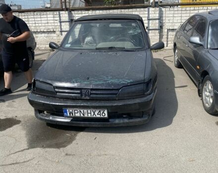 Черный Пежо 306, объемом двигателя 1.8 л и пробегом 255 тыс. км за 599 $, фото 1 на Automoto.ua