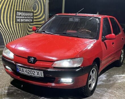 Красный Пежо 306, объемом двигателя 1.4 л и пробегом 358 тыс. км за 1000 $, фото 2 на Automoto.ua
