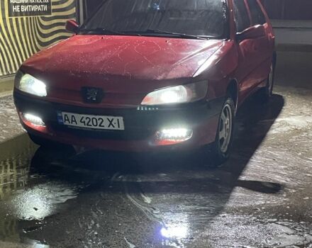 Красный Пежо 306, объемом двигателя 1.4 л и пробегом 358 тыс. км за 1000 $, фото 6 на Automoto.ua