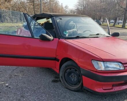 Красный Пежо 306, объемом двигателя 0 л и пробегом 300 тыс. км за 500 $, фото 1 на Automoto.ua