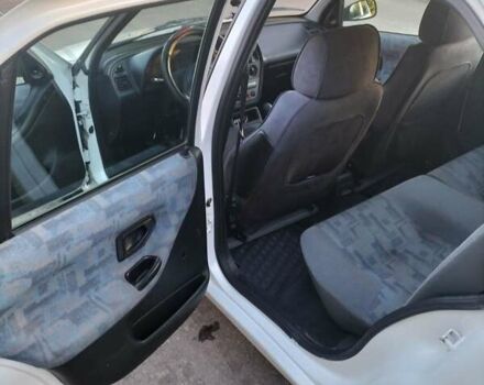 Пежо 306, объемом двигателя 1.4 л и пробегом 350 тыс. км за 2400 $, фото 32 на Automoto.ua