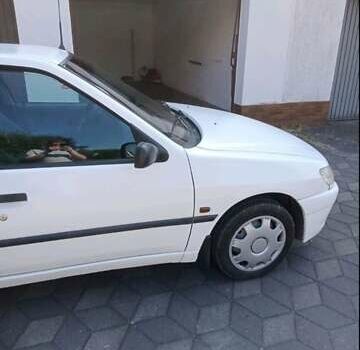 Пежо 306, объемом двигателя 1.4 л и пробегом 350 тыс. км за 2400 $, фото 15 на Automoto.ua
