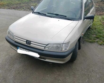 Серый Пежо 306, объемом двигателя 0 л и пробегом 357 тыс. км за 2500 $, фото 1 на Automoto.ua