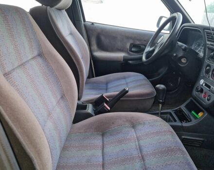 Серый Пежо 306, объемом двигателя 1.4 л и пробегом 300 тыс. км за 1500 $, фото 3 на Automoto.ua