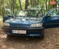 Синий Пежо 306, объемом двигателя 1.36 л и пробегом 377 тыс. км за 1900 $, фото 1 на Automoto.ua