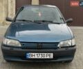 Синий Пежо 306, объемом двигателя 1.8 л и пробегом 300 тыс. км за 2000 $, фото 1 на Automoto.ua