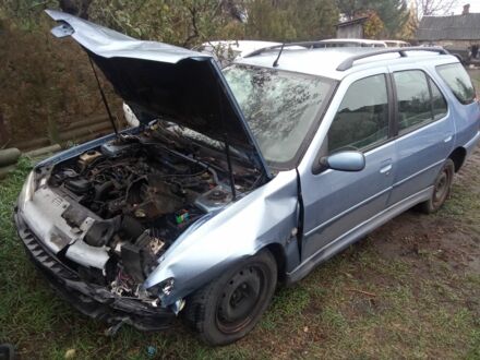 Синий Пежо 306, объемом двигателя 0 л и пробегом 150 тыс. км за 600 $, фото 1 на Automoto.ua