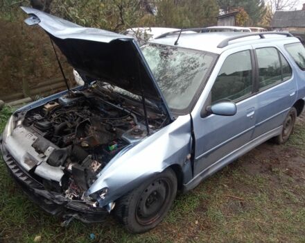 Синий Пежо 306, объемом двигателя 0 л и пробегом 150 тыс. км за 600 $, фото 1 на Automoto.ua