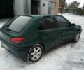 Зеленый Пежо 306, объемом двигателя 1.6 л и пробегом 350 тыс. км за 1800 $, фото 1 на Automoto.ua