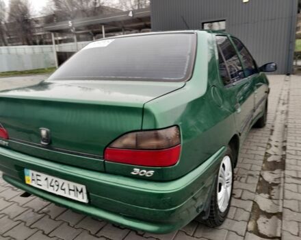 Зеленый Пежо 306, объемом двигателя 1.4 л и пробегом 457 тыс. км за 1700 $, фото 4 на Automoto.ua