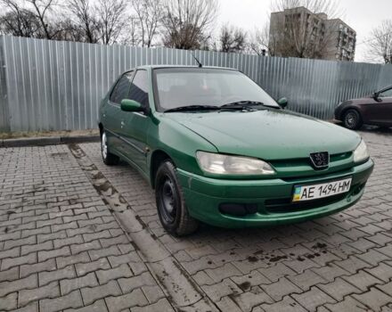 Зеленый Пежо 306, объемом двигателя 1.4 л и пробегом 457 тыс. км за 1700 $, фото 6 на Automoto.ua