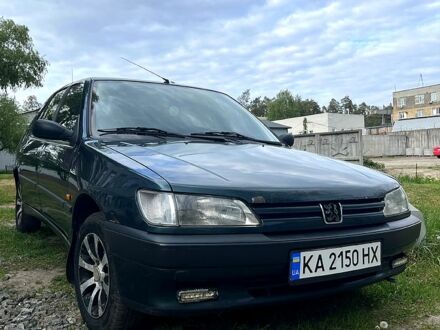 Пежо 306 1995 в Киеве на Automoto.ua Зеленый Пежо 306, объемом двигателя 1.4 л и пробегом 300 тыс. км за 2300 $, фото 1 на Automoto.ua