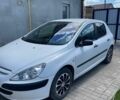 Белый Пежо 307, объемом двигателя 2 л и пробегом 335 тыс. км за 3000 $, фото 1 на Automoto.ua
