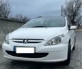 Білий Пежо 307, об'ємом двигуна 1.6 л та пробігом 400 тис. км за 2900 $, фото 1 на Automoto.ua