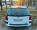 Белый Пежо 307, объемом двигателя 1.6 л и пробегом 268 тыс. км за 5300 $, фото 1 на Automoto.ua