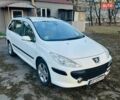 Белый Пежо 307, объемом двигателя 1.6 л и пробегом 268 тыс. км за 5300 $, фото 1 на Automoto.ua