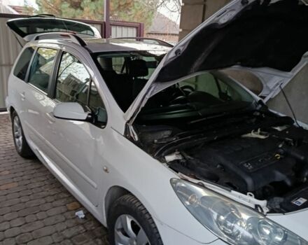 Белый Пежо 307, объемом двигателя 2 л и пробегом 300 тыс. км за 3500 $, фото 10 на Automoto.ua