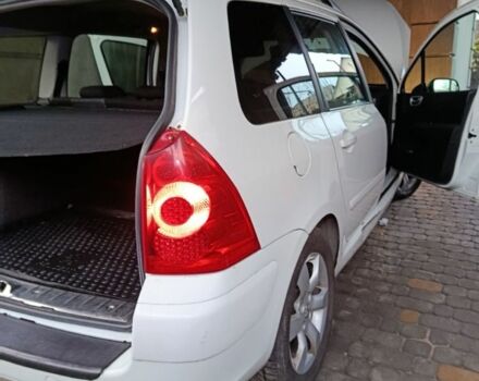 Белый Пежо 307, объемом двигателя 2 л и пробегом 300 тыс. км за 3500 $, фото 6 на Automoto.ua