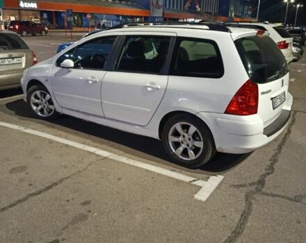 Белый Пежо 307, объемом двигателя 2 л и пробегом 300 тыс. км за 3500 $, фото 3 на Automoto.ua