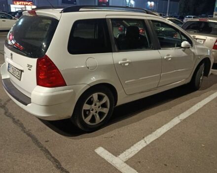 Белый Пежо 307, объемом двигателя 2 л и пробегом 300 тыс. км за 3500 $, фото 1 на Automoto.ua