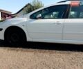 Белый Пежо 307, объемом двигателя 1.4 л и пробегом 273 тыс. км за 4200 $, фото 5 на Automoto.ua