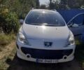 Білий Пежо 307, об'ємом двигуна 1.56 л та пробігом 242 тис. км за 3900 $, фото 1 на Automoto.ua
