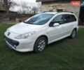 Білий Пежо 307, об'ємом двигуна 1.6 л та пробігом 300 тис. км за 4600 $, фото 1 на Automoto.ua