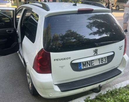 Белый Пежо 307, объемом двигателя 1.6 л и пробегом 3 тыс. км за 3200 $, фото 3 на Automoto.ua