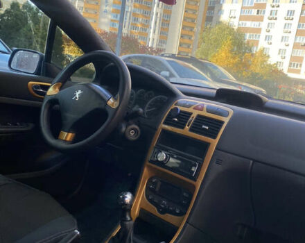 Чорний Пежо 307, об'ємом двигуна 2 л та пробігом 278 тис. км за 2499 $, фото 6 на Automoto.ua