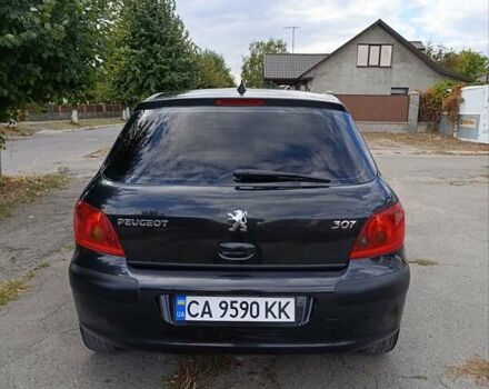 Черный Пежо 307, объемом двигателя 1.59 л и пробегом 380 тыс. км за 4500 $, фото 5 на Automoto.ua