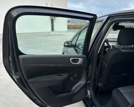 Пежо 307 2007 в Луцке на Automoto.ua Черный Пежо 307, объемом двигателя 1.6 л и пробегом 223 тыс. км за 4900 $, фото 11 на Automoto.ua