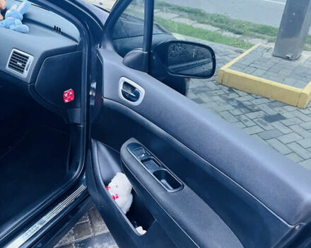 Черный Пежо 307, объемом двигателя 2 л и пробегом 219 тыс. км за 3600 $, фото 14 на Automoto.ua