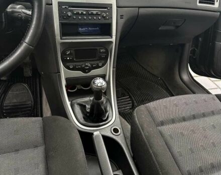 Черный Пежо 307, объемом двигателя 0 л и пробегом 300 тыс. км за 1500 $, фото 10 на Automoto.ua