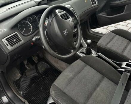 Черный Пежо 307, объемом двигателя 0 л и пробегом 300 тыс. км за 1500 $, фото 9 на Automoto.ua